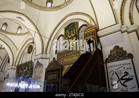 Bursa, Türkiye. L'intérieur de Bursa Ulu Camii (Grande Mosquée) Banque D'Images