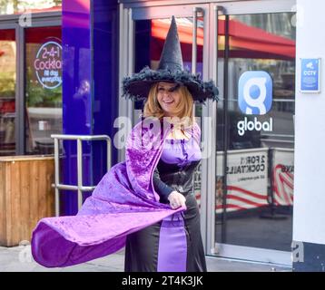 Londres, Royaume-Uni. 31 octobre 2023. Kate Garraway vue aux Global radio Studios à Londres. Crédit : SOPA Images Limited/Alamy Live News Banque D'Images