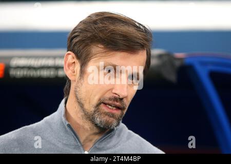 Saint-Pétersbourg, Russie. 31 octobre 2023. Sergei Semak, entraîneur-chef du Zenit vu en action lors du match de football de la coupe de Russie 2023/2024 entre le Zenit Saint-Pétersbourg et Krylia Sovetov Samara à Gazprom Arena. L'équipe Zenit FC a gagné contre Krylia Sovetov avec un score final de 1:0. Crédit : SOPA Images Limited/Alamy Live News Banque D'Images