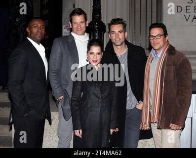 New York, États-Unis. 25 octobre 2013. Sean Blakemore, Roger Howarth, Kelly Monaco, Jason Thompson & Tyler Christopher ABC Casino Night - tenue à capitale le 24 octobre 2013. © Steven Bergman crédit : AFF/Alamy Live News Banque D'Images