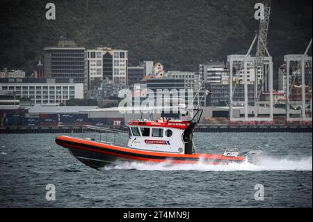 Wellington Coastguard bateau Spirit of Wellington sur Wellington Harbour Banque D'Images