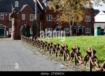 Mary Macarthur Gardens, Cradley Heath, West Midlands, Angleterre, Royaume-Uni Banque D'Images