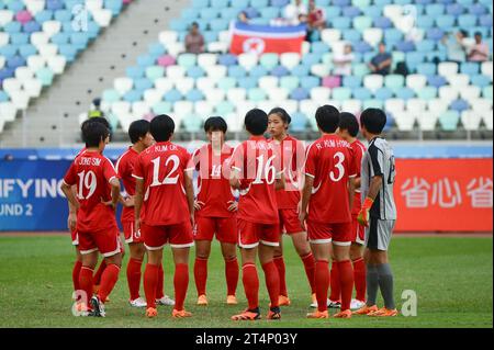 Xiamen, Chine. 1 novembre 2023. TOURNOI DE QUALIFICATION OLYMPIQUE FÉMININ AFC 2024 (Asian Qualifiers Round 2) - THAÏLANDE vs DPR CORÉE au Xiamen Egret Stadium. Crédit : Meng Gao/Alamy Live News Banque D'Images