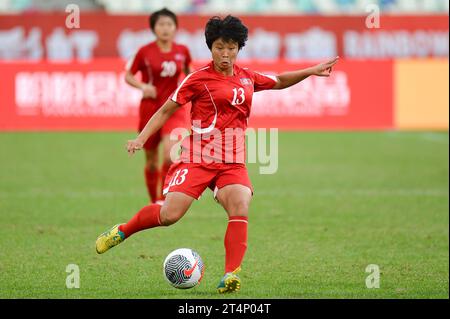 Xiamen, Chine. 1 novembre 2023. TOURNOI DE QUALIFICATION OLYMPIQUE FÉMININ AFC 2024 (Asian Qualifiers Round 2) - THAÏLANDE vs DPR CORÉE au Xiamen Egret Stadium. Crédit : Meng Gao/Alamy Live News Banque D'Images