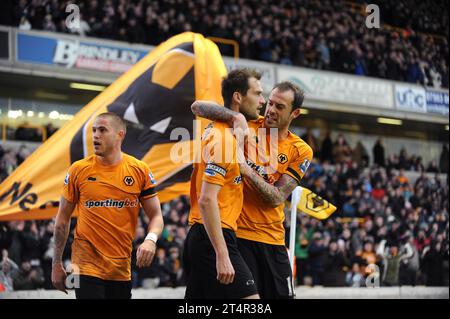 Roger Johnson de Wolverhampton Wanderers célèbre son but avec Steven Fletcher Barclays Premier League - Wolverhampton Wanderers contre Aston Villa 21/01/2012 Banque D'Images