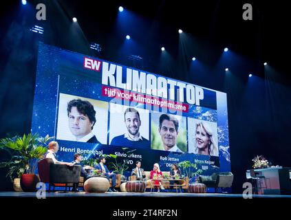 LEUSDEN - Henri Bontenbal (CDA), Silvio Erkens (VVD), Rob Jetten (D66) et Mona Keijzer (BBB) lors d'un débat au sommet EW sur le climat. Le magazine hebdomadaire Elsevier organise la réunion, au cours de laquelle un certain nombre de politiciens débattront les uns avec les autres. ANP SEM VAN DER WAL pays-bas Out - belgique Out Banque D'Images