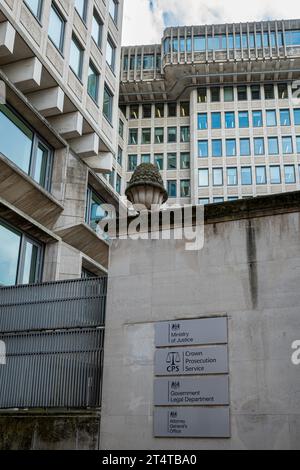 Ministère de la Justice et service des poursuites de la Couronne du Royaume-Uni - bureaux du Ministère de la Justice et des Services des poursuites de la Couronne, Petty France, Londres Banque D'Images