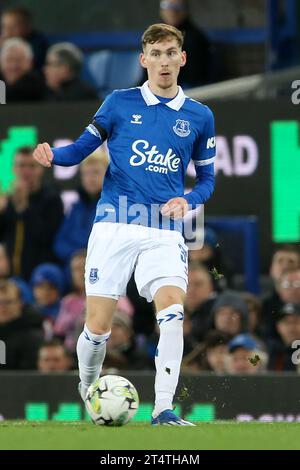 Everton, Royaume-Uni. 01 novembre 2023. James Garner d'Everton en action. Carabao Cup, EFL Cup Match, Everton v Burnley au Goodison Park à Liverpool le mercredi 1 novembre 2023. Cette image ne peut être utilisée qu'à des fins éditoriales. Usage éditorial uniquement, photo de Chris Stading/Andrew Orchard photographie sportive/Alamy Live News crédit : Andrew Orchard photographie sportive/Alamy Live News Banque D'Images