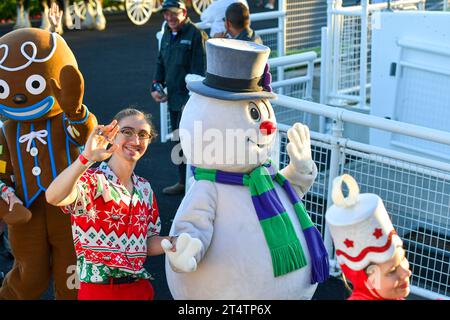 Sydney, Australie - 4 décembre 2020 : Parade de Noël pendant le Royal Randwick Christmas Festival au Royal Randwick racecourse. Banque D'Images