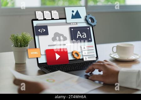 Conception de programmation site Web Accueil idées e-learning, éducation en ligne données d'analyse du trafic Web sur un ordinateur Banque D'Images