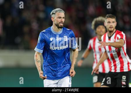 Kristoffer Velde de Lech Poznan vu lors du match de football Ekstraklasa 2023-24 entre Cracovia Cracovie et Lech Poznan au stade de Cracovia. Score final ; Cracovia Cracovie 1:1 Lech Poznan. (Photo Grzegorz Wajda/SOPA Images/Sipa USA) crédit : SIPA USA/Alamy Live News Banque D'Images