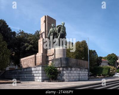 MESSINE, SICILE, ITALIE - 15 SEPTEMBRE 2023 : vue du Monument aux morts de la première Guerre mondiale (Monumento ai Caduti della Prima Guerra Mondia Banque D'Images