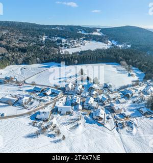 Vue hivernale à Greising, une localité de Deggendorf dans la forêt bavaroise en Basse-Bavière Banque D'Images