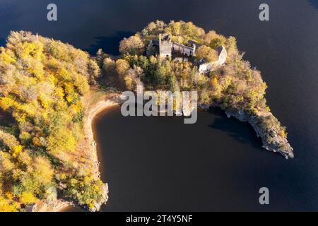 Ruines du château de Lichtenfels, réservoir d'Ottenstein, Ottenstein, Waldviertel, Basse-Autriche, Autriche Banque D'Images