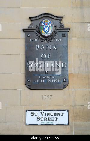 Un vieux panneau de la Bank of Scotland, St Vincent Street, Glasgow, Écosse, Royaume-Uni, Europe Banque D'Images