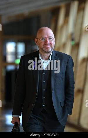 Édimbourg Écosse, Royaume-Uni 02 novembre 2023. Co-chef du Parti vert écossais Patrick Harvie MSP au Parlement écossais pour les questions du Premier ministre. crédit sst/alamy live news Banque D'Images