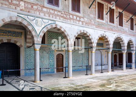 Istanbul, Turquie, Arches dans une cour du Harem (musée du palais de topkapi), éditorial seulement. Banque D'Images