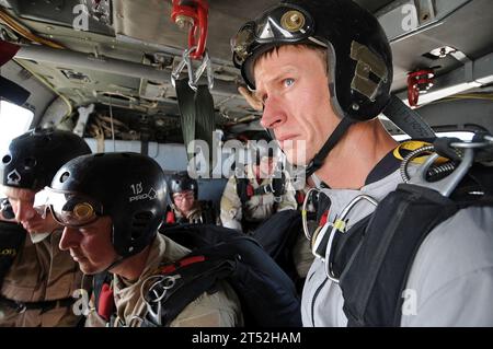 Avion, EODMU, hélicoptère, NSWU, Rotary Wing Aircraft, hélicoptère Seahawk, SH-60 Banque D'Images