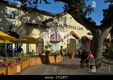 Le California Cafe dans le centre-ville haut de gamme de Los Gatos, Silicon Valley CA Banque D'Images