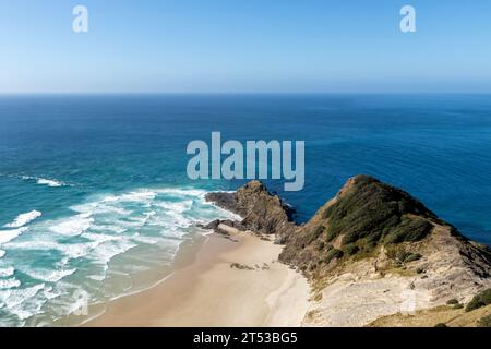 Cape Reinga point le plus au nord de la Nouvelle-Zélande, monument naturel dans la réserve te Paki et destination touristique poupulaire incontournable dans Northlands, Nouvelle-Zélande Banque D'Images