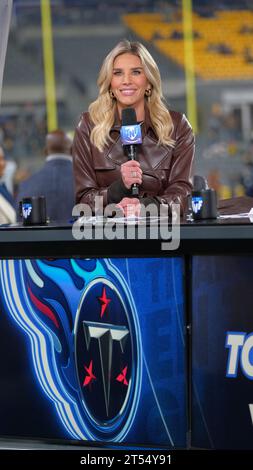 Pittsburgh, Pennsylvanie, États-Unis. 02 novembre 2023. Charissa Thompson lors du match Pittsburgh Steelers vs Tennessee Titans à Pittsburgh, PA. Jason Pohuski/CSM/Alamy Live News Banque D'Images