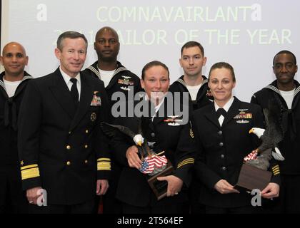 Naval Air Force Atlantic, Naval Station Norfolk, adjoint arrière Ted N. Branch, marin de l'année, marine américaine Banque D'Images