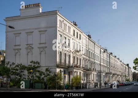Corner of Kensington Park Road Elgin Crescent, Notting Hill, Londres, Angleterre, Royaume-Uni Banque D'Images