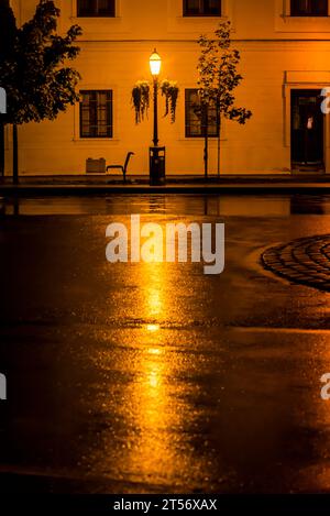 Rue la nuit à Kaptol, ville haute, Zagreb, Croatie Banque D'Images