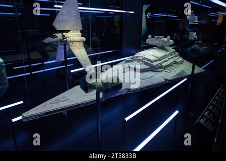 Modèle Star Destroyer original de classe impériale utilisé dans Star Wars - The Empire Strikes Back Banque D'Images