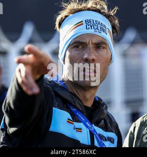 Pontchateau, France. 03 novembre 2023. Le Belge Sven Vanthourenhout photographié lors du Relais par équipes des Championnats d'Europe de Cyclocross, vendredi 03 novembre 2023, à Pontchateau, France. BELGA PHOTO DAVID PINTENS crédit : Belga News Agency/Alamy Live News Banque D'Images