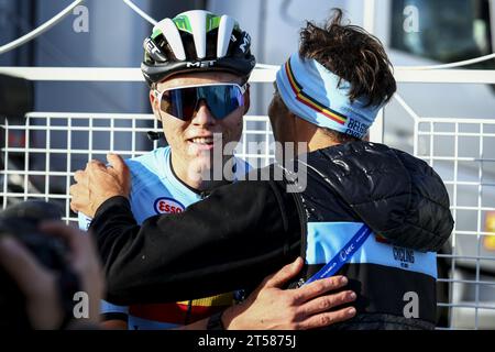 Pontchateau, France. 03 novembre 2023. Le Belge Sven Vanthourenhout photographié lors du Relais par équipes des Championnats d'Europe de Cyclocross, vendredi 03 novembre 2023, à Pontchateau, France. BELGA PHOTO DAVID PINTENS crédit : Belga News Agency/Alamy Live News Banque D'Images