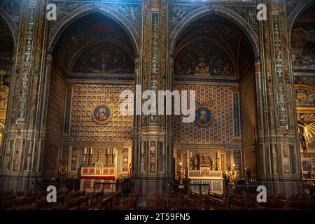 Intérieur de la cathédrale Sainte Cécile à Albi, France Banque D'Images