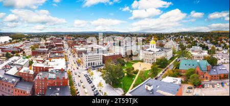 Panorama aérien de Concord et de la New Hampshire State House le long de main Street. Le capitole abrite la Cour générale du New Hampshire, le gouverneur et l'exécutif Banque D'Images