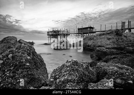 Trabocco Spezzacatena (Rocca San Giovanni) Banque D'Images