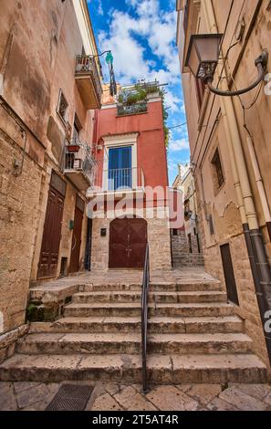 Bisceglie, ville historique de la province de Barletta Andria Trani, Apulia, Italie Banque D'Images