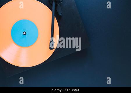 Fond noir du tourne-disque Banque D'Images
