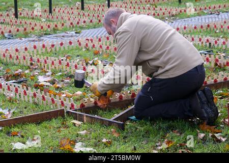 Abbaye de Westminster, Londres, Royaume-Uni. 4 novembre 2023. Préparation du champ du souvenir à l'abbaye de Westminster. Crédit : Matthew Chattle/Alamy Live News Banque D'Images