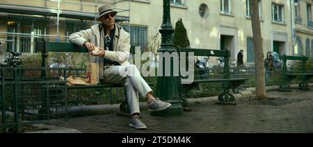 DATE DE SORTIE : 10 novembre 2023. TITRE : le tueur. STUDIO : Paramount Pictures. RÉALISATEUR : David Fincher. INTRIGUE : après un quasi-échec fatidique, un assassin affronte ses employeurs, et lui-même, dans une chasse à l'homme internationale qu'il insiste n'est pas personnel. AVEC MICHAEL FASSBENDER dans le rôle du tueur. (Image de crédit : © Paramount Pictures/Entertainment Pictures/ZUMAPRESS.com) USAGE ÉDITORIAL SEULEMENT! Non destiné à UN USAGE commercial ! Banque D'Images