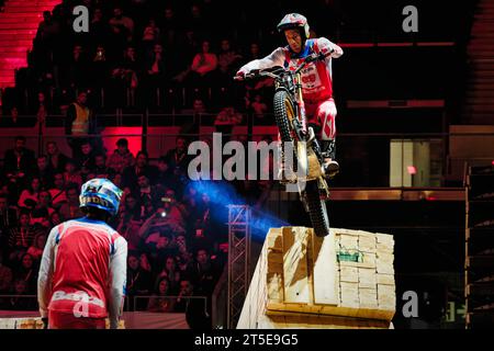 Madrid Arena, Madrid, Espagne. 04 novembre 2023. Championnat du monde FIM X-Trial. Matteo Grattarola (ITA). Crédit : EnriquePSans/Alamy Live News Banque D'Images