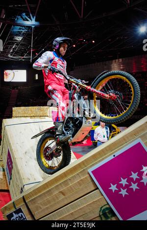 Madrid Arena, Madrid, Espagne. 04 novembre 2023. Championnat du monde FIM X-Trial. Matteo Grattarola (ITA). Crédit : EnriquePSans/Alamy Live News Banque D'Images