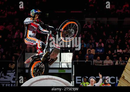 Madrid Arena, Madrid, Espagne. 04 novembre 2023. Championnat du monde FIM X-Trial. Gabriel Marcelli (Spa). Crédit : EnriquePSans/Alamy Live News Banque D'Images