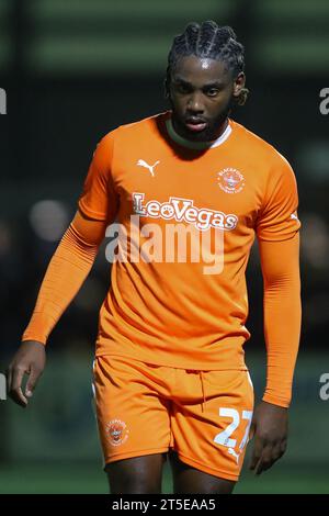 Hayes Lane, Royaume-Uni. 04 novembre 2023. Kylian Kouassi #27 de Blackpool lors du match de la Emirates FA Cup Bromley FC vs Blackpool au Bromley football Club, Hayes Lane, Royaume-Uni, le 4 novembre 2023 (photo Gareth Evans/News Images) à Hayes Lane, Royaume-Uni le 11/4/2023. (Photo Gareth Evans/News Images/Sipa USA) crédit : SIPA USA/Alamy Live News Banque D'Images