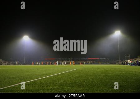 Hayes Lane, Royaume-Uni. 04 novembre 2023. Vue d'ensemble de l'action lors du match de la Emirates FA Cup Bromley FC vs Blackpool au Bromley football Club, Hayes Lane, Royaume-Uni, le 4 novembre 2023 (photo Gareth Evans/News Images) à Hayes Lane, Royaume-Uni le 11/4/2023. (Photo Gareth Evans/News Images/Sipa USA) crédit : SIPA USA/Alamy Live News Banque D'Images