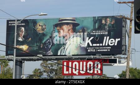 Los Angeles, Californie, États-Unis 4 novembre 2023 Michael Fassbender The Killer Billboard le 4 novembre 2023 à Los Angeles, Californie, États-Unis. Photo de Barry King/Alamy stock photo Banque D'Images