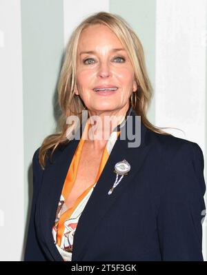 ARCADIA, CALIFORNIE - 04 NOVEMBRE : Bo Derek assiste aux Championnats du monde de coupe des éleveurs 2023 à Santa Anita Park le 04 novembre 2023 à Arcadia, Californie Banque D'Images