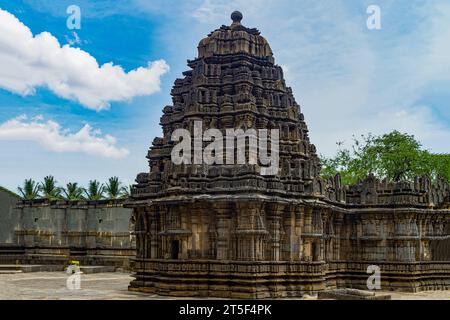 06 06 2015 Vintage Siddhesvara Temple, construit à la fin du 11e siècle de notre ère avec l'art Chalukya occidental, Haveri, Karnataka, Inde Asie. Banque D'Images