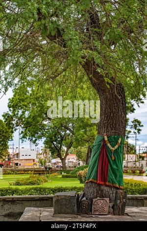 06 06 2015 Vintage Siddhesvara Temple, construit à la fin du 11e siècle de notre ère avec l'art Chalukya occidental, Haveri, Karnataka, Inde Asie. Banque D'Images