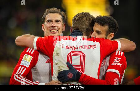 Dortmund, Allemagne. 04 novembre 2023. Torjubel : Leon Goretzka (Muenchen), Harry Kane (Muenchen), Noussair Mazraoui (Muenchen) Borussia Dortmund - FC Baye Banque D'Images