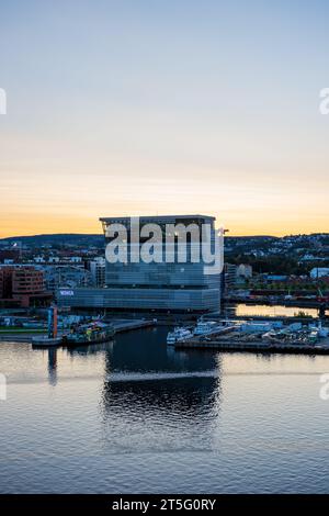 Oslo, Norvège : Musée Edvard Munch, lever du soleil Banque D'Images