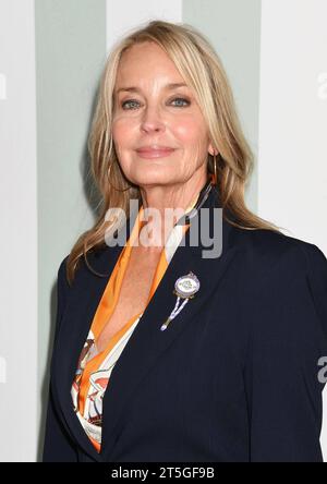 ARCADIA, CALIFORNIE - 04 NOVEMBRE : Bo Derek participe aux Championnats du monde Breeders Cup 2023 à Santa Anita Park le 04 novembre 2023 à Arcadia, Californie. Copyright : xJeffreyxMayerx crédit : Imago/Alamy Live News Banque D'Images